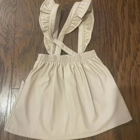 3T Faux Leather Pinafore Dress And Top Outfit With Tights - Picture 8 of 15